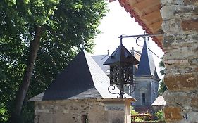 Au Détour des Pas Enchantés